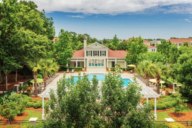 Building Photo - 920 Belle Point Dr