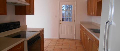 Building Photo - 2402 S Calle Yucatan