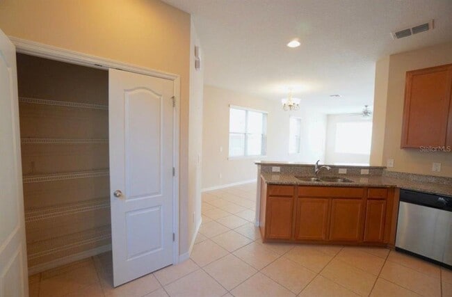 Building Photo - 8654 Brookvale Dr