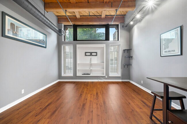 Building Photo - 301 Race St