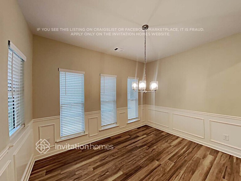 Building Photo - 99 Lantana Crossing