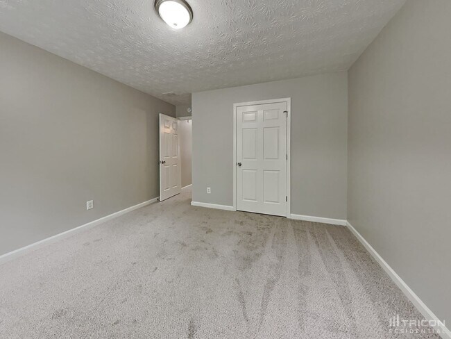 Building Photo - 724 Hezekiah Way