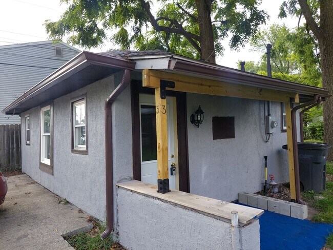 Building Photo - 534 Park Ave