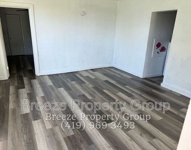 Building Photo - 340 S Pierce St