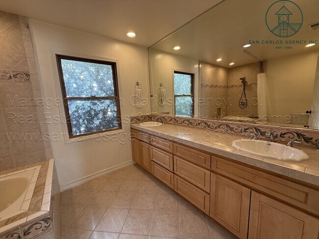 Building Photo - Spacious Three Bedroom Spanish Style Home in Upper Pebble Beach