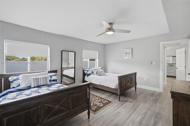 Building Photo - 1590 NW 38th St