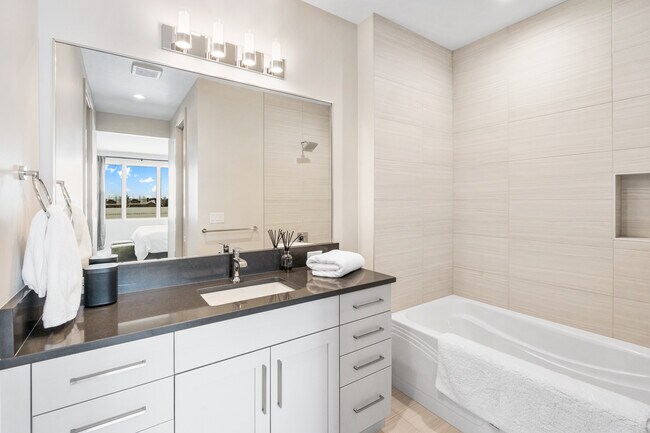 Building Photo - 45 Duckhorn Ln