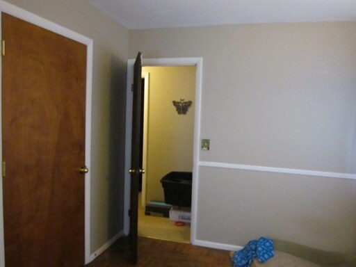 Building Photo - RENOVATED 4Bed/2 Bath Home