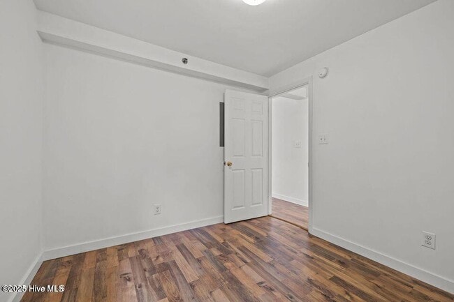 Building Photo - 217 W Atlantic Blvd