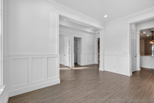 Building Photo - 799 Hookline Cir