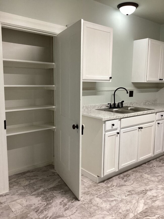 Building Photo - 45 Clayton Ave