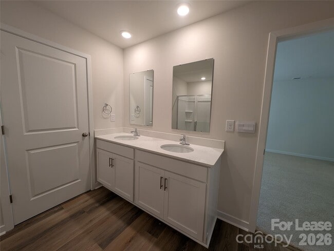 Building Photo - 3433 Austin Duncan Dr