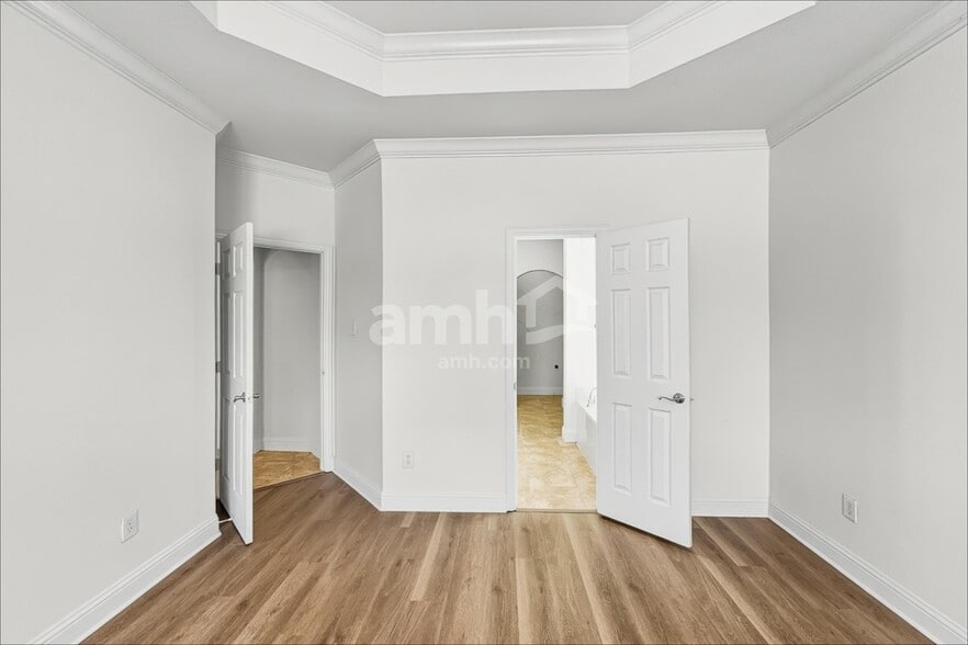 Building Photo - 1009 Atlanta Dr