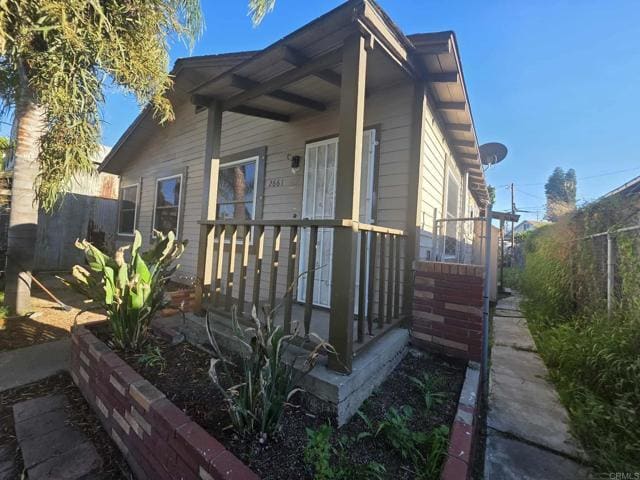 Building Photo - 2661 Commercial St