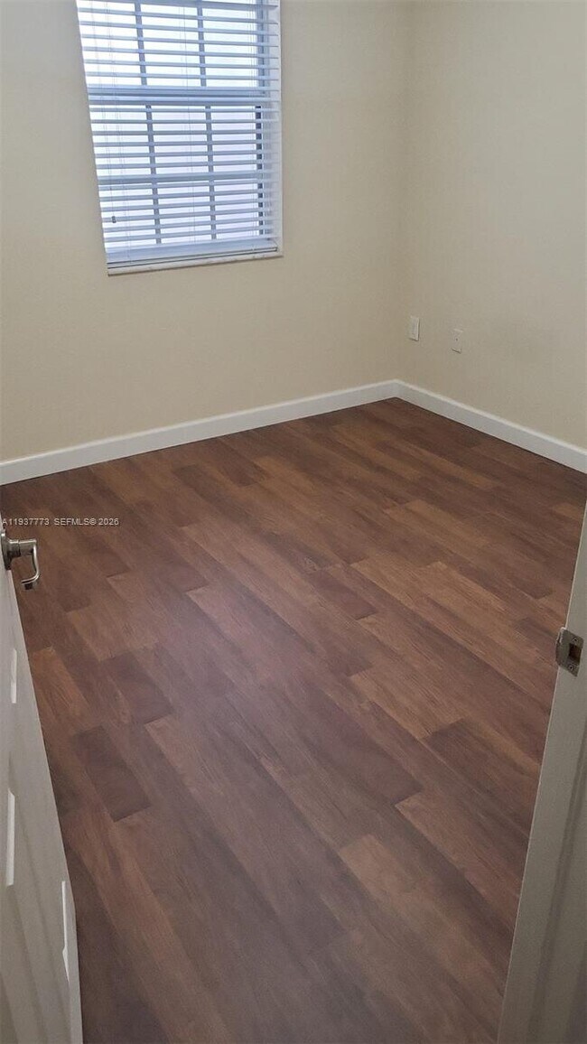 Building Photo - 9219 SW 170th Ave