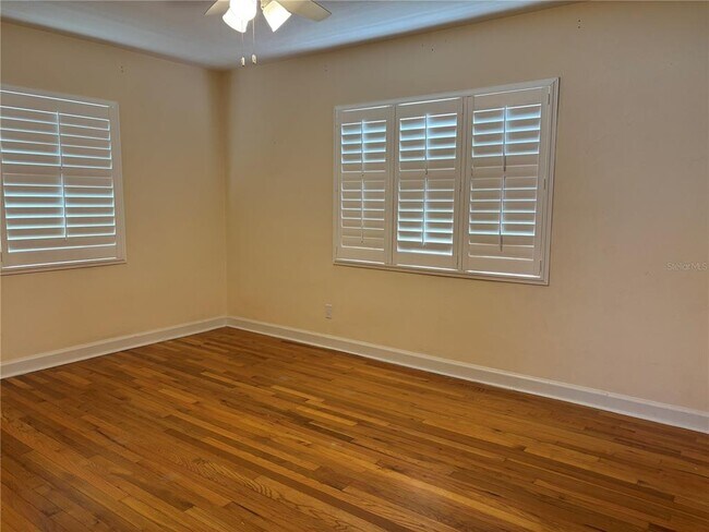 Building Photo - 2919 12th Ave N