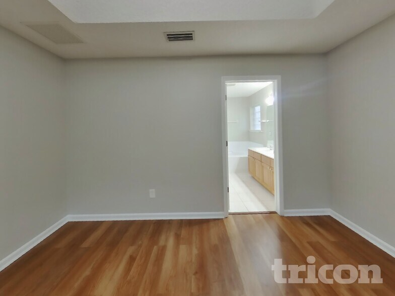 Building Photo - 96043 Starlight Ln