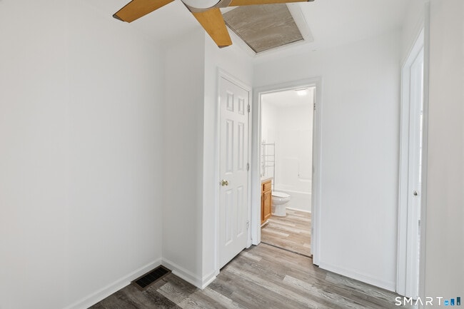 Building Photo - 135 Bucks Hl Rd