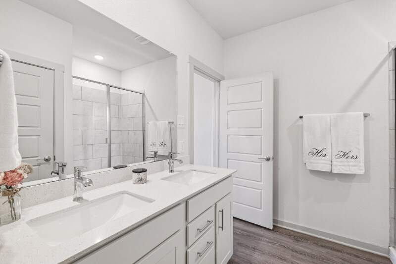 Building Photo - 523 Millbrook Blvd