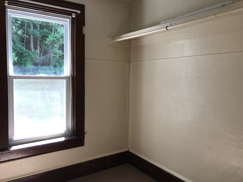 Bedroom 1 Walk-in Closet - 187 N Fairview St