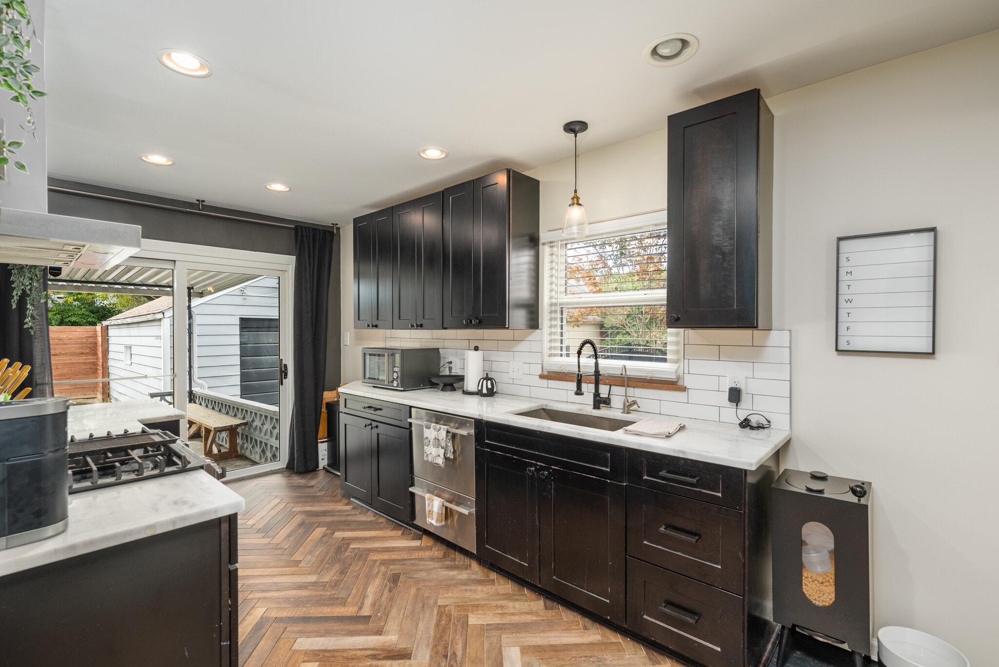 Building Photo - 195 S Sylvan Ave