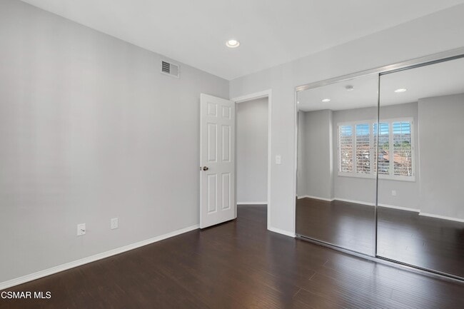 Building Photo - 487 Bernini Ct