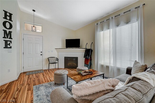 Building Photo - 3351 Indian Shadow St