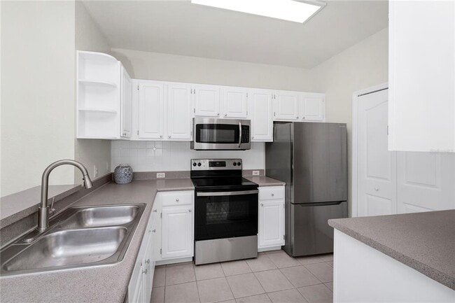 Building Photo - 2549 Maitland Crossing Way