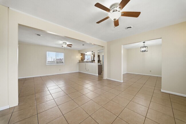 Building Photo - MODERN, meticulously maintained 4 bedroom/2 Bath Ranch - INCLUDES LANDSCAPING!