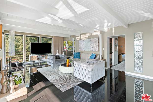 Building Photo - 3288 Wrightwood Dr