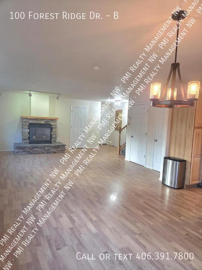 Building Photo - 100 Forest Ridge Dr