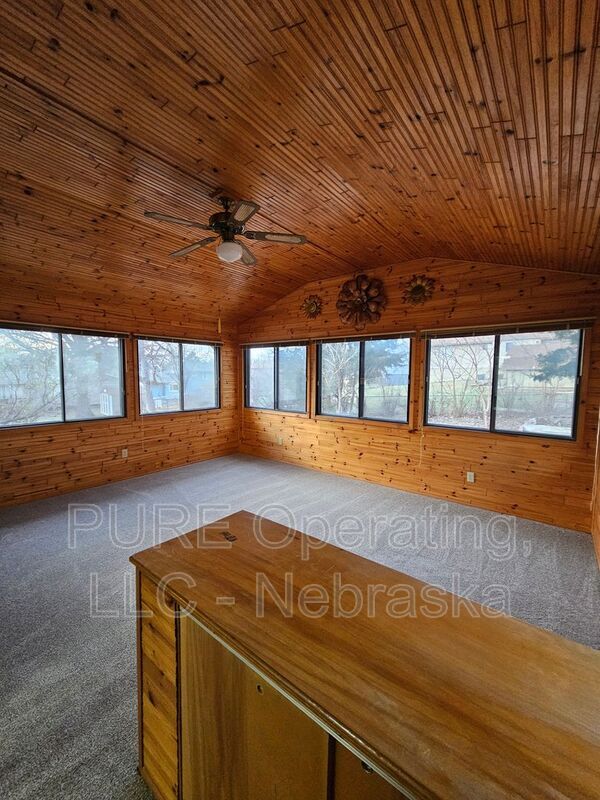 Building Photo - 14028 Madison Cir