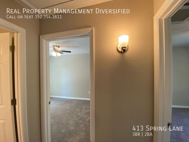 Building Photo - 413 Spring Ln