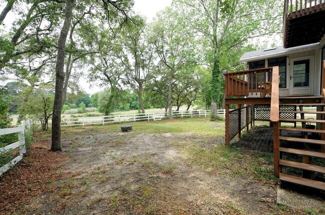Building Photo - Updated 4 bedroom home in Bluewater Bay!