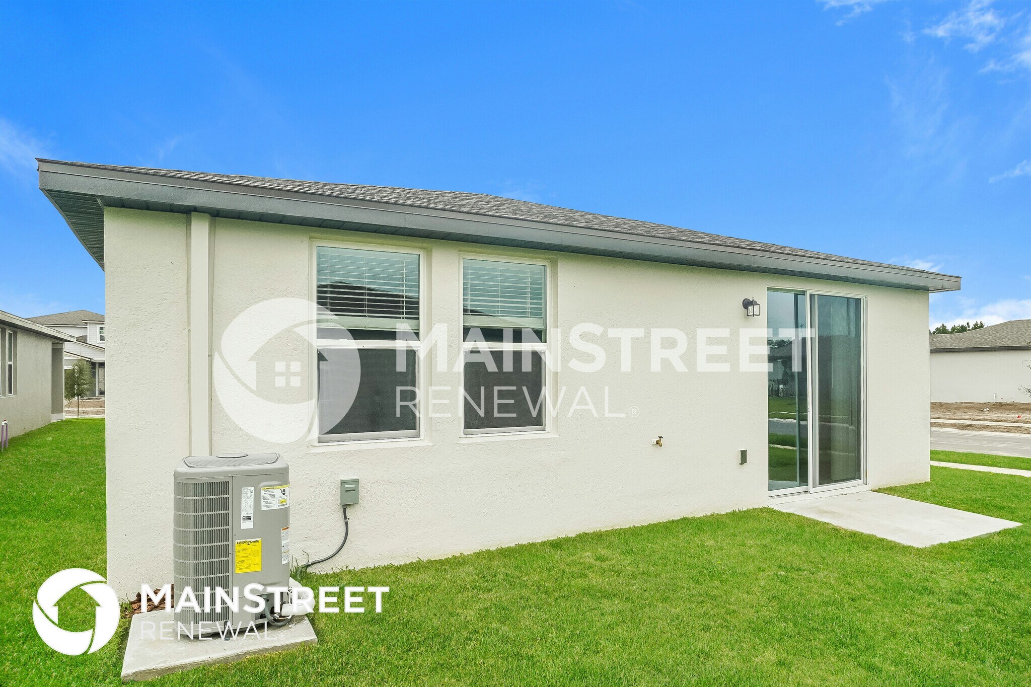 Building Photo - 3368 Fresno Pl