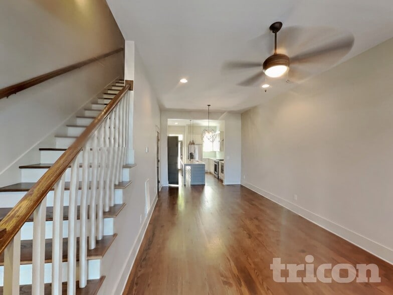 Building Photo - 6813 Charlotte Pike