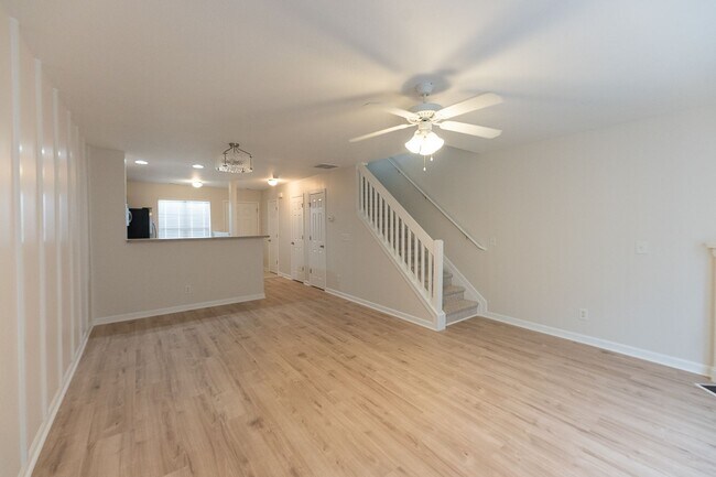 Building Photo - 306 Snowy Owl Ct