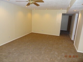 Building Photo - 861 E 10515 S