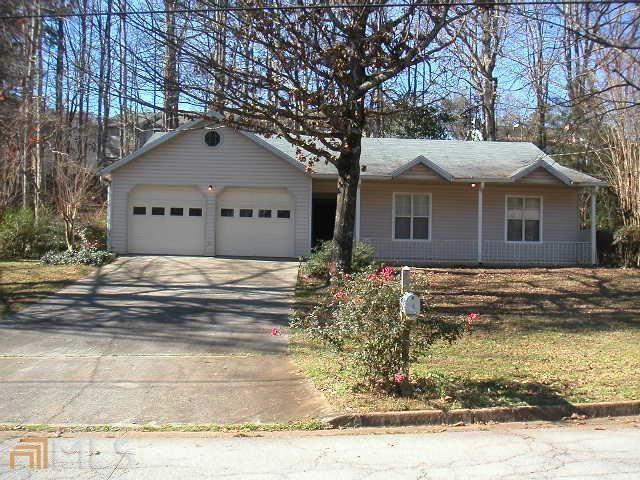 Beautiful 3 Bedrooms Ranch Home in Stone Mountain - 5617 Longbow Drive