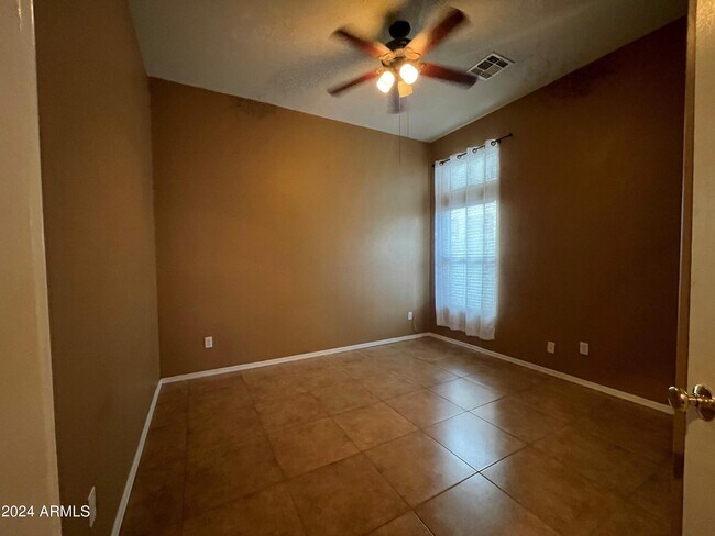 Building Photo - 25774 N Desert Mesa Dr