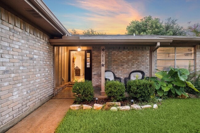 Building Photo - 5618 Village Way Dr.