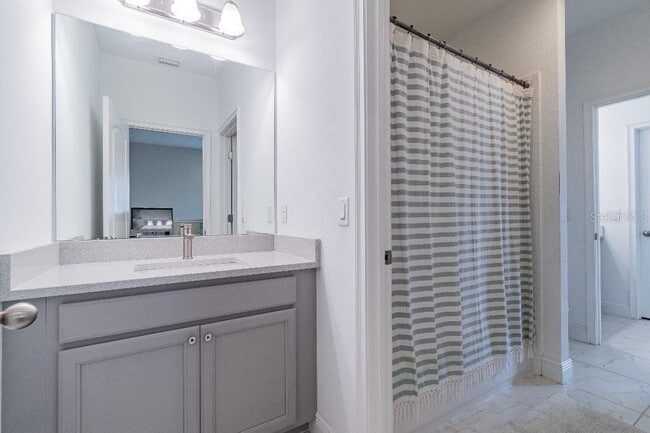 Building Photo - 4528 Chinkapin Dr