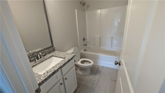 Building Photo - 331 Brookstone Trl