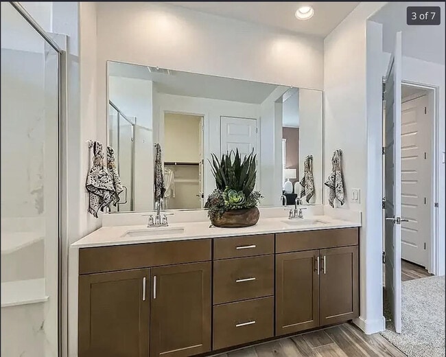 Building Photo - 15756 W Superior Ave