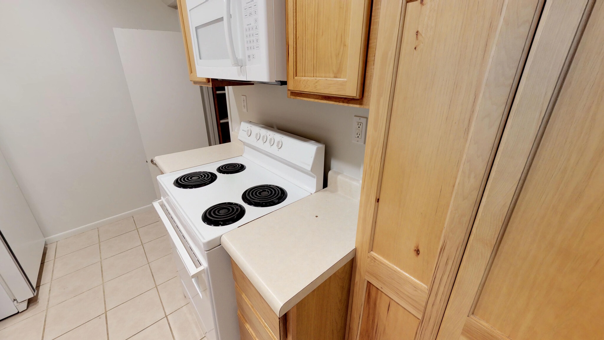 kitchen - 409 S 11th