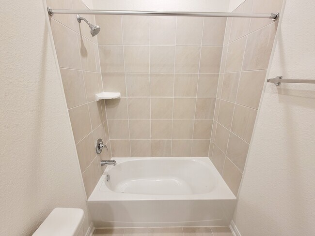 Building Photo - 2815 Lyra Ct