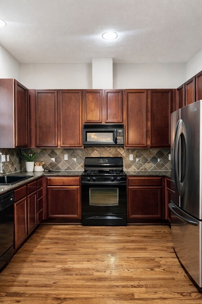 Building Photo - 1144 Patterson St