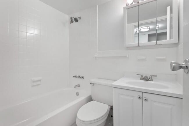 Building Photo - 1 bedroom in New York NY 10010