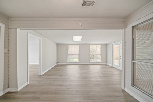 Building Photo - 7223 Caddo Lake Ln