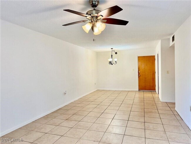 Building Photo - 1849 Maravilla Ave